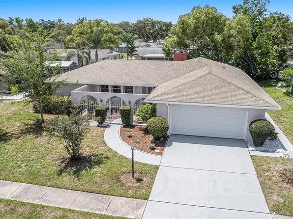 162 Lagoon Way, Palm Harbor, FL 34684