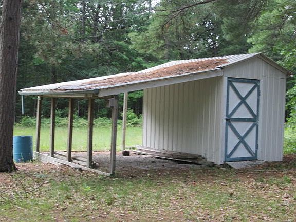 4th image of Mary Anne Dr