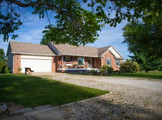253 Sunshine Rd, Rogersville, MO 65742