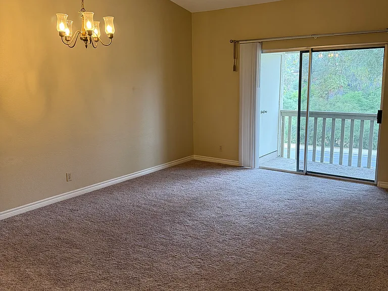 26261 Las Flores #G — Photo 8
