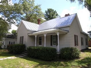 119 W Sycamore St, Zebulon, NC 27597