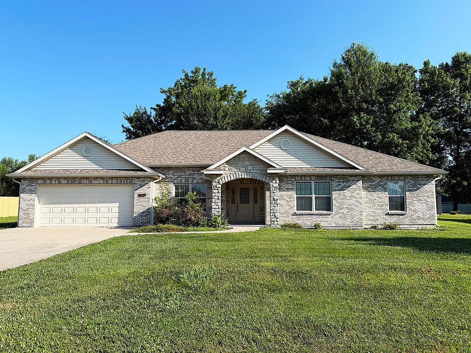 1st image of 1005 Bradford Cir