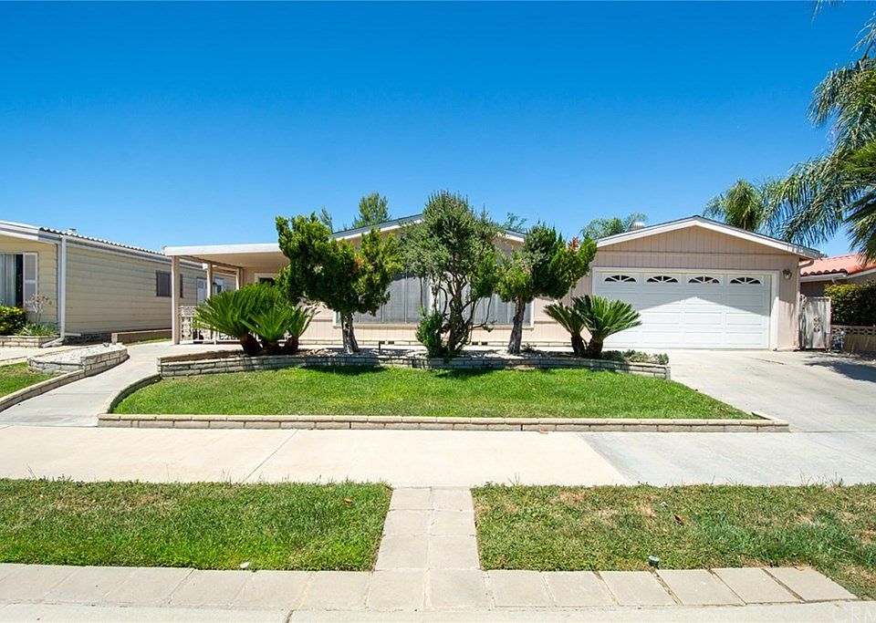 1st image of 1371 Basswood Way