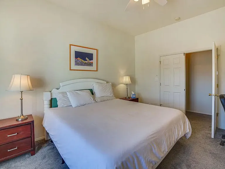 Augusta Hills Dr NE — Photo 10