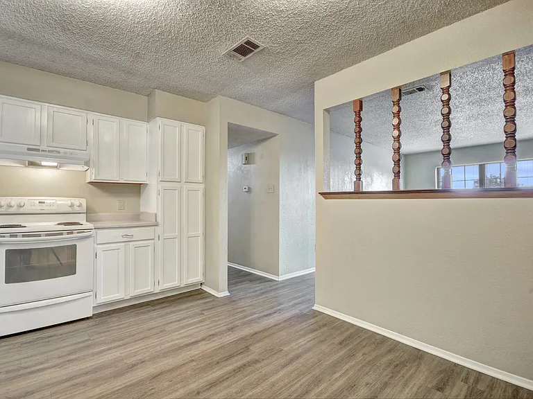 6321 Richland Plaza Dr #A — Photo 4