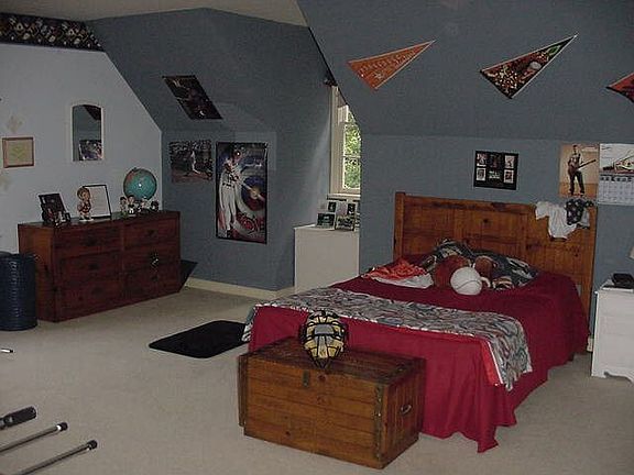 Bedroom above garage