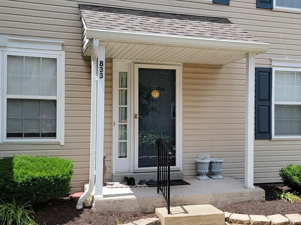 833 Purple Martin Ct #219, Warrington, PA 18976