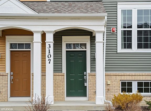 2nd image of 3107 Coral Ln