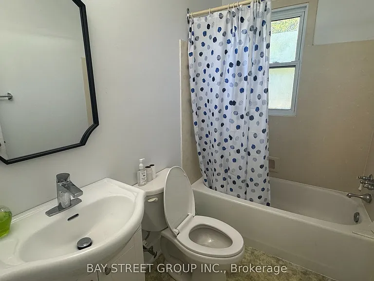 14 Macbeth Blvd — Photo 18