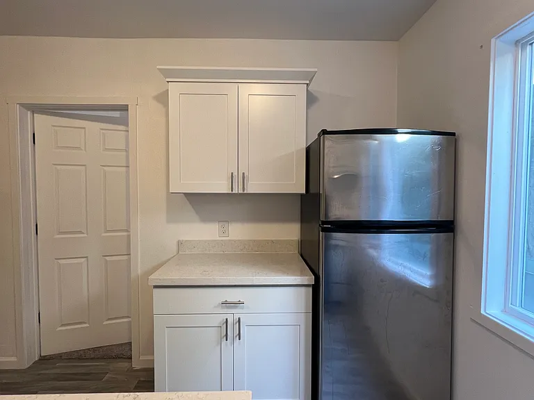212 E Wishkah St #205 — Photo 4