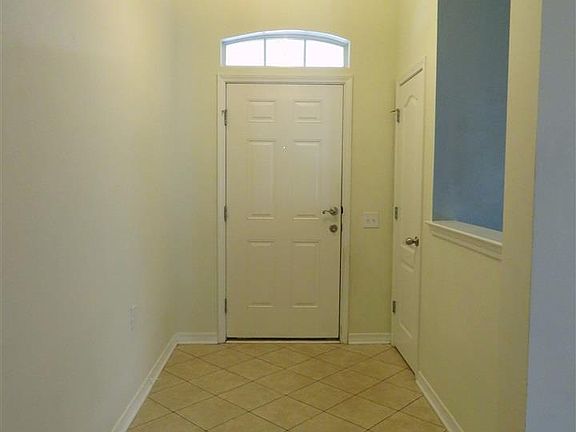 3rd image of 8976 Abbington Dr