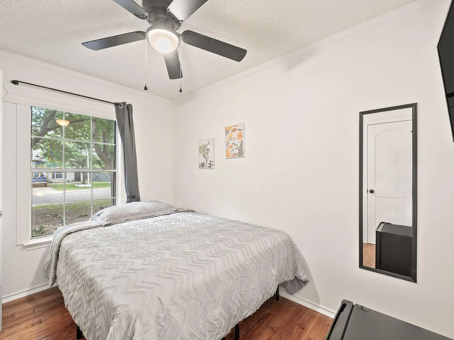 4 bed, 4.0 bath, 2786 sqft, $776 — Photo 3