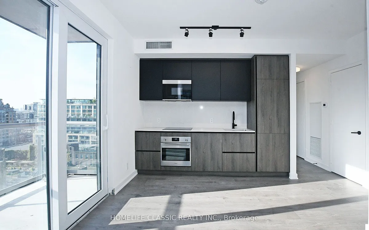 Building Photo - 108 Peter St #1017