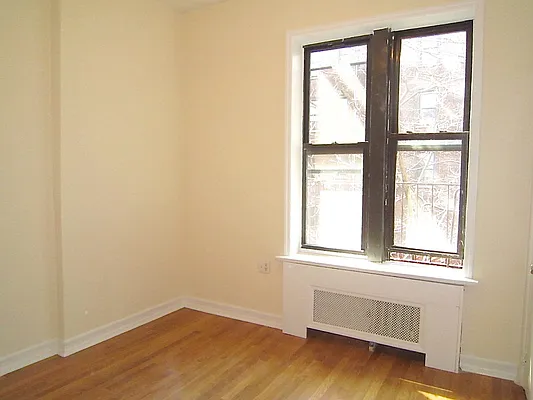 Rented by City Connections Realty | media 37