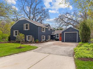 6389 Conifer Ln, Greendale, WI 53129