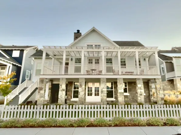 11076 S Paddle Board Way, South Jordan, UT 84009