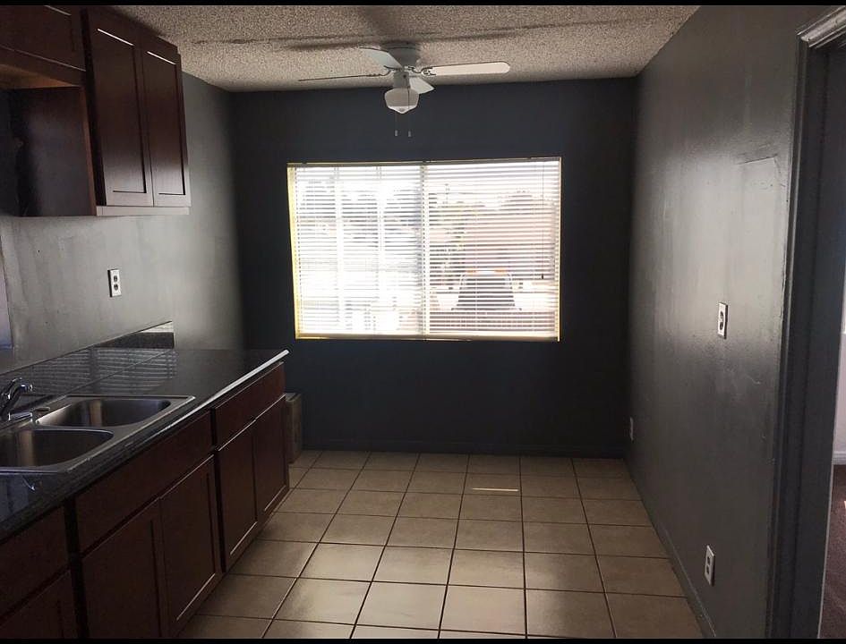 1st image of 3871 W 109th St