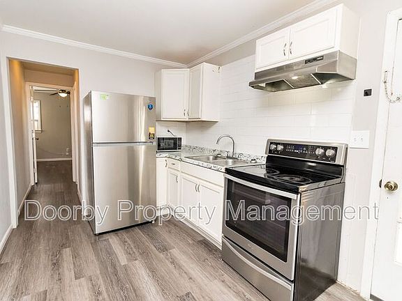 4th image of 207 Napier St Unit 2