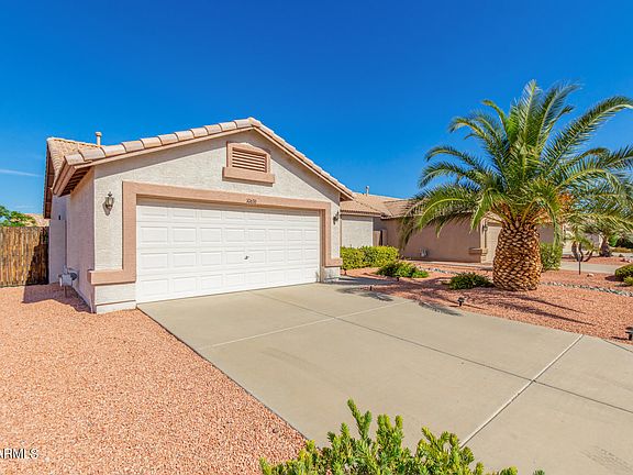 3rd image of 10636 W POTTER Drive