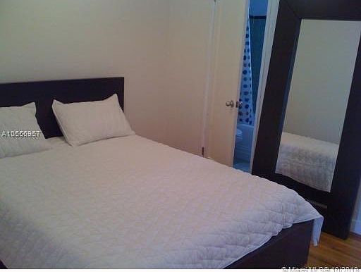 4th image of 743 15th St APT 11