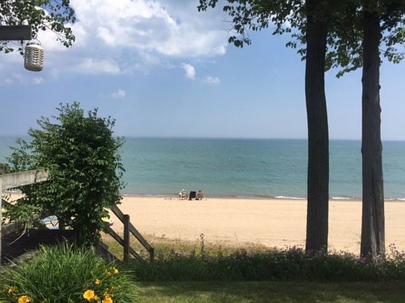 5th image of 1175 Lakeside Dr