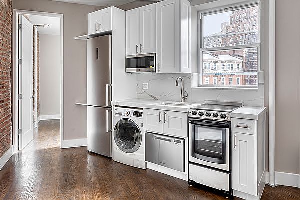 1st image of 220 W 13th St #3C
