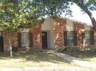 3822 Acorn Green Dr, Garland, TX 75043