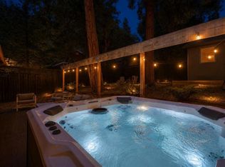 52172 Acorn Ln, Idyllwild, CA 92549