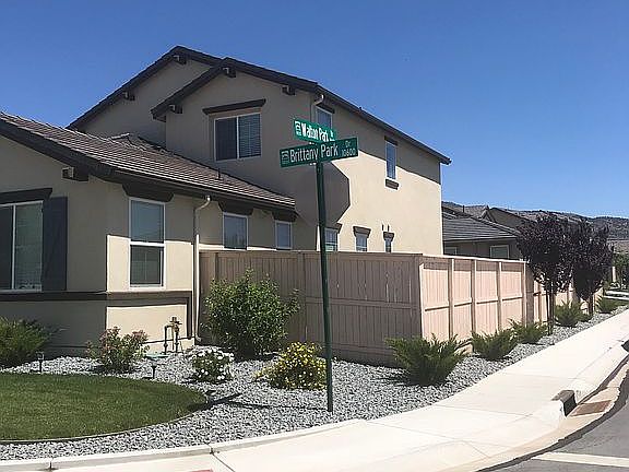 Corner Lot ( side)