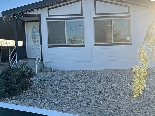 32545 Westchester Dr, Thousand Palms, CA 92276