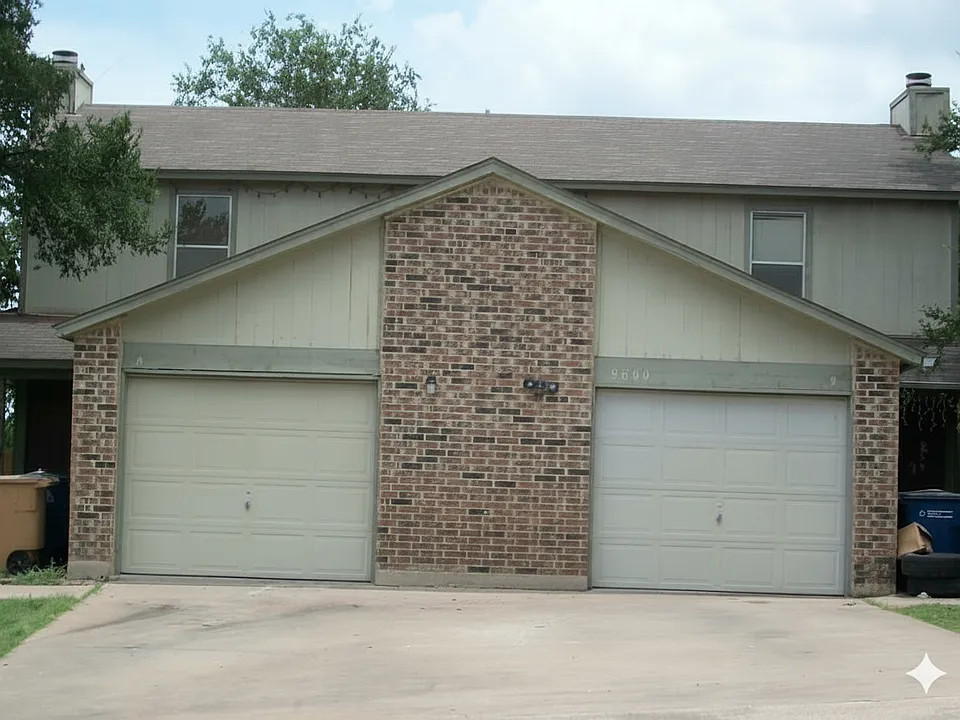 9600 Bear Paw Trl #A