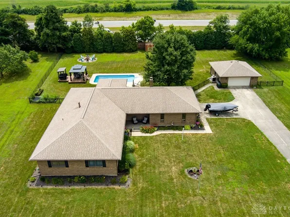 4311 Lone Wolf Ave, Springfield, OH 45502