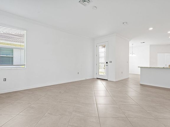 5th image of 4288 Lemongrass Dr