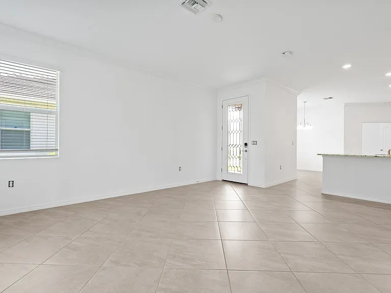 4288 Lemongrass Dr — Photo 5