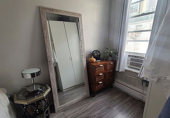 4th image of 222 Lafayette St #5A