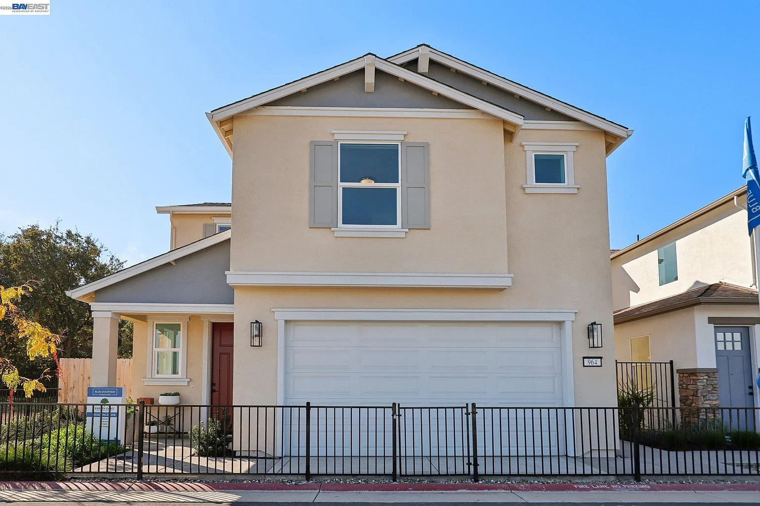 872 Pecan Tree Ln photo 1