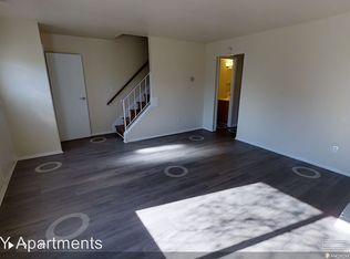 1066 Amsterdam Rd, Park Hills, KY 41011