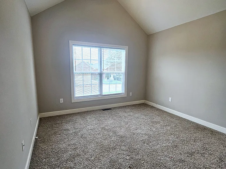 231 Ashton Ct — Photo 13