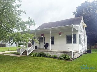 703 College Ave, Fostoria, OH 44830