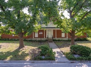 203 Rolling Hills Ln, Farmersville, TX 75442