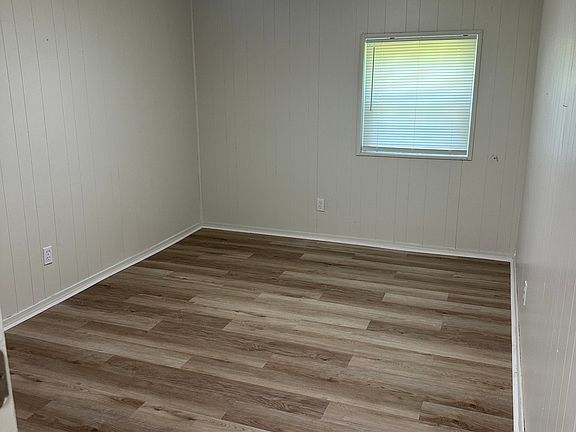5th image of 321 Landau Dr #323