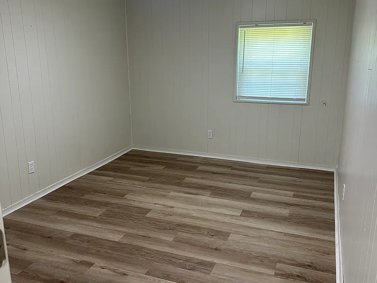 321 Landau Dr #323 — Photo 5