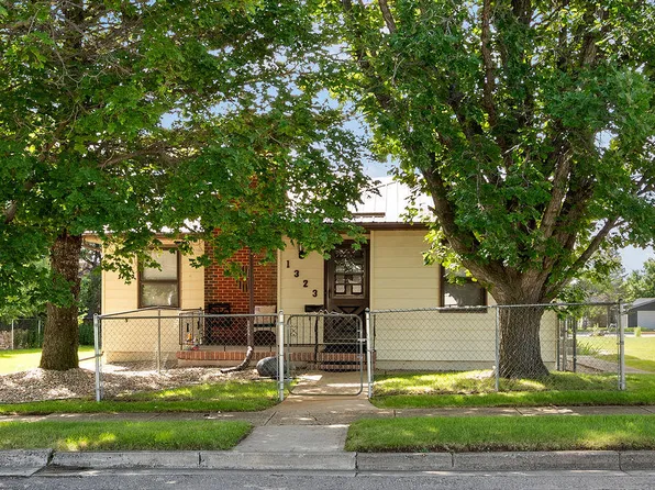 1323 W Broadway St, Lewistown, MT 59457