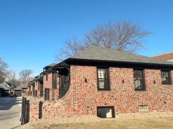 3717 S 48th St, Lincoln, NE 68506