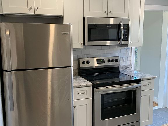 5th image of 7033 Swain Dr