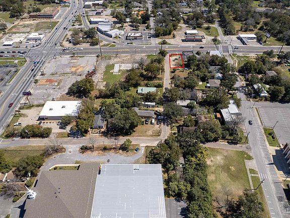 2nd image of 101 S Navy Blvd