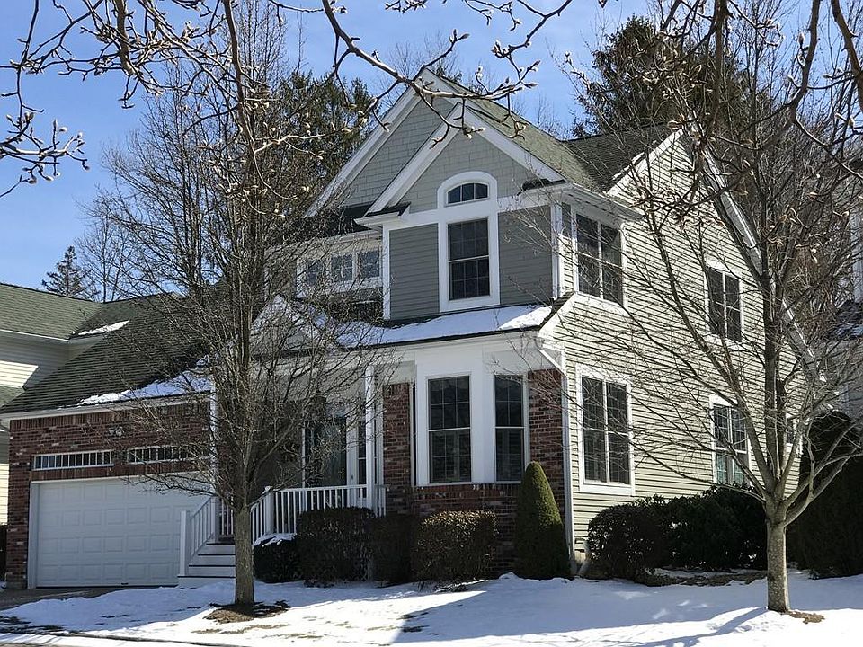 1st image of 24 Riverwalk Ln