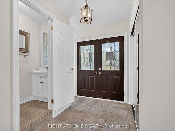 2nd image of 20 Holgate St
