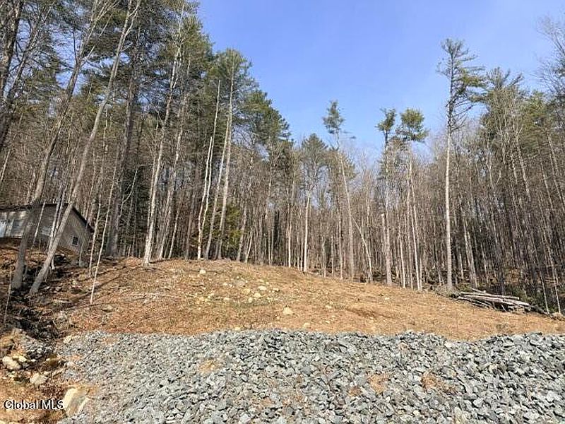 2nd image of 1397 N Shore Road