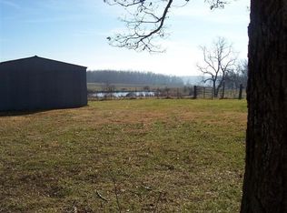 18483 Quetzel Dr, Neosho, MO 64850